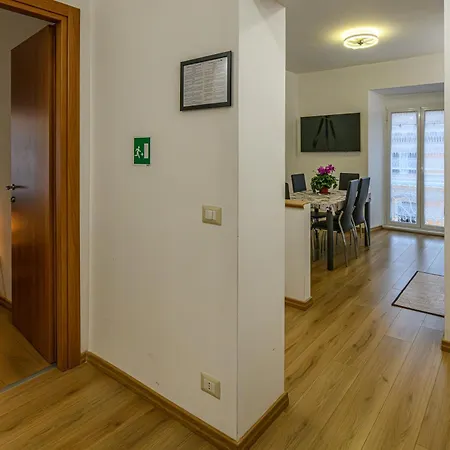 Domus Dino 아파트 로마