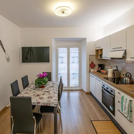 Domus Dino 아파트 로마