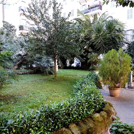 Apartment Domus Dino Rome