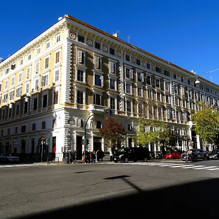 Domus Dino Apartman *