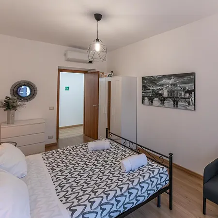 Apartment Domus Dino *