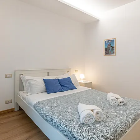 Domus Dino Апартаменты Рим